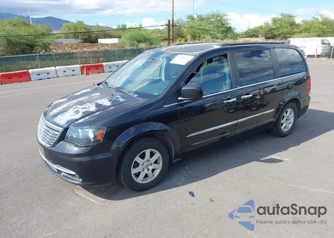 2011 Chrysler Town & Country Touring из США, поврежденный, VIN 2A4RR5DG1BR623552
